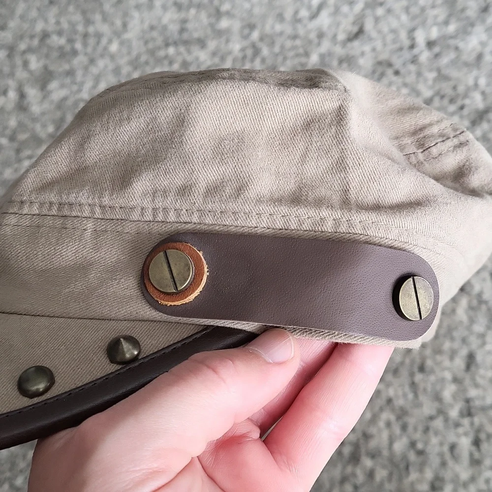 Hat - Picture 3 of 5